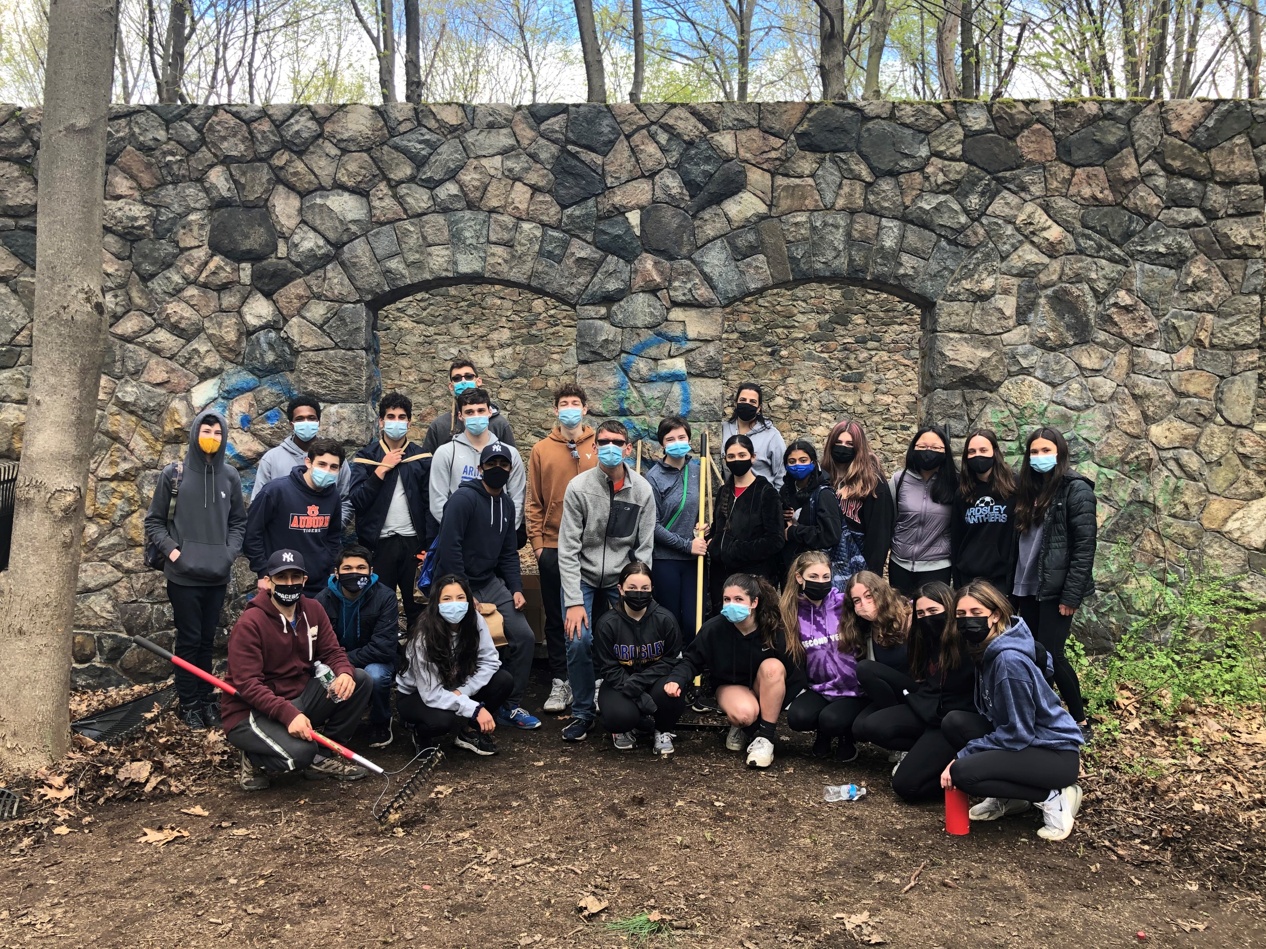 CommunityCleanUp_McAndrewsEstate3.jpg